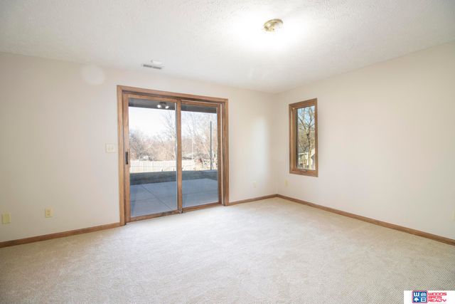 4720 Bingham Court, Lincoln, NE 68516