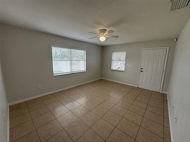 1802 MARTIN LUTHER KING AVENUE E, Bradenton, FL 34208