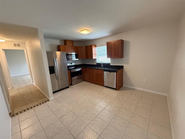 1802 MARTIN LUTHER KING AVENUE E, Bradenton, FL 34208