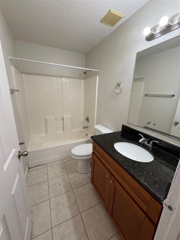 1802 MARTIN LUTHER KING AVENUE E, Bradenton, FL 34208