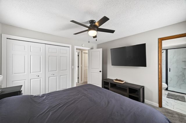 7148 Glenross Road, Woodbury, MN 55125