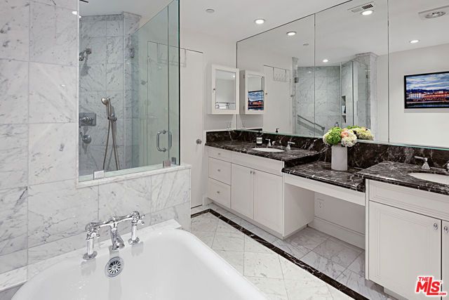 200 N Swall Drive 455, Beverly Hills, CA 90211