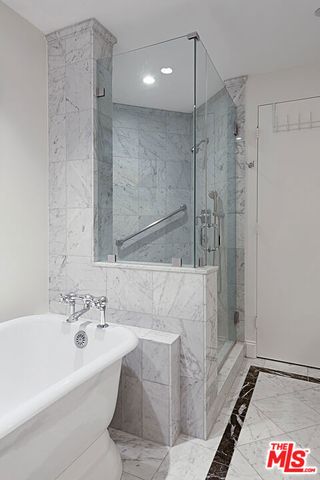 200 N Swall Drive 455, Beverly Hills, CA 90211