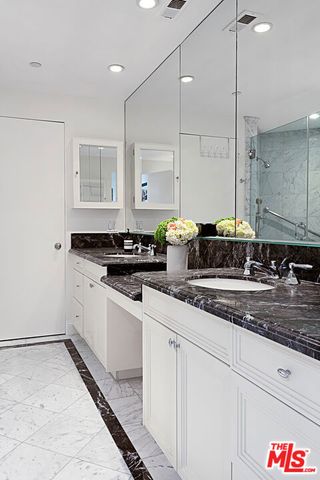 200 N Swall Drive 455, Beverly Hills, CA 90211