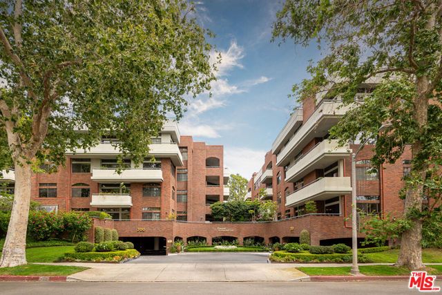 200 N Swall Drive 455, Beverly Hills, CA 90211