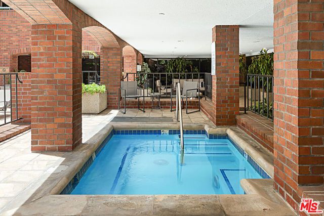 200 N Swall Drive 455, Beverly Hills, CA 90211