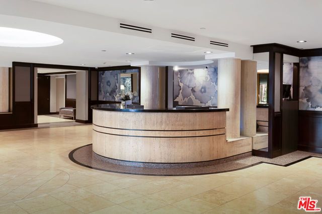 200 N Swall Drive 455, Beverly Hills, CA 90211