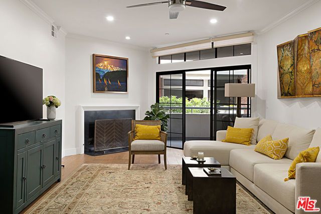 200 N Swall Drive 455, Beverly Hills, CA 90211