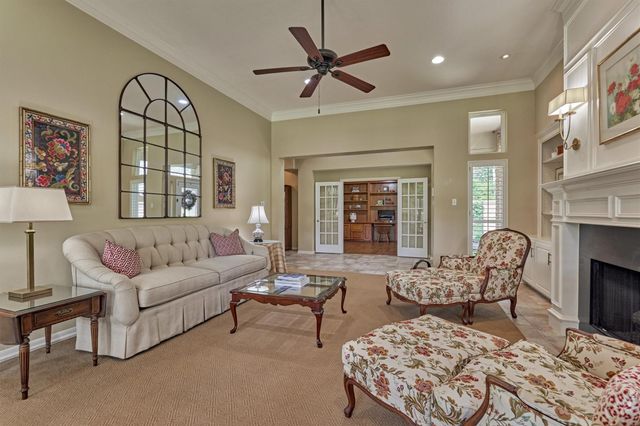 46 N Copperknoll Circle, The Woodlands, TX 77381