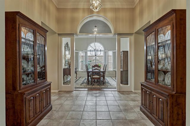 46 N Copperknoll Circle, The Woodlands, TX 77381