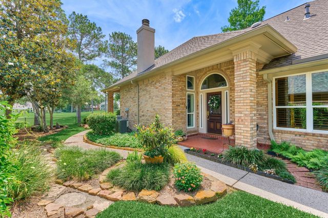 46 N Copperknoll Circle, The Woodlands, TX 77381