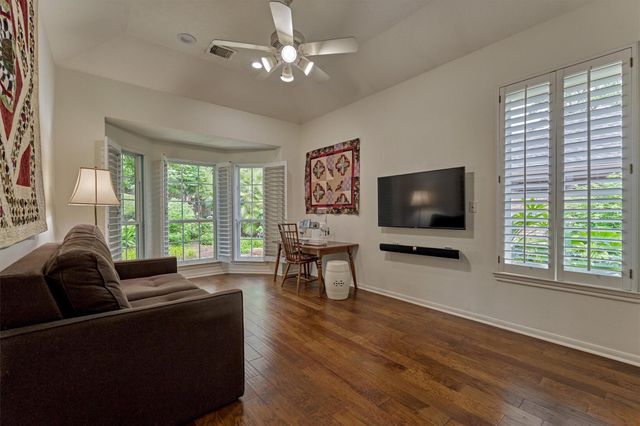 46 N Copperknoll Circle, The Woodlands, TX 77381