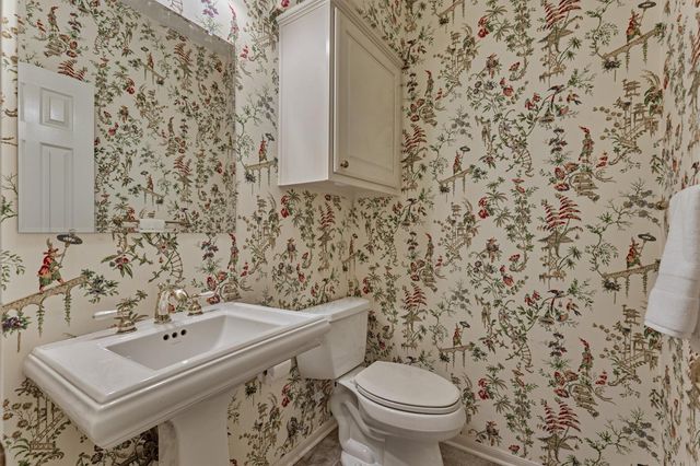 46 N Copperknoll Circle, The Woodlands, TX 77381