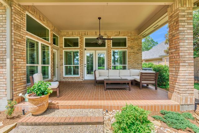 46 N Copperknoll Circle, The Woodlands, TX 77381