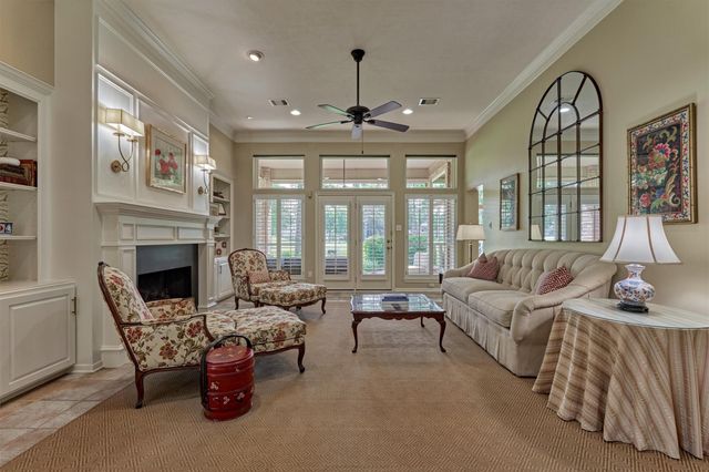 46 N Copperknoll Circle, The Woodlands, TX 77381