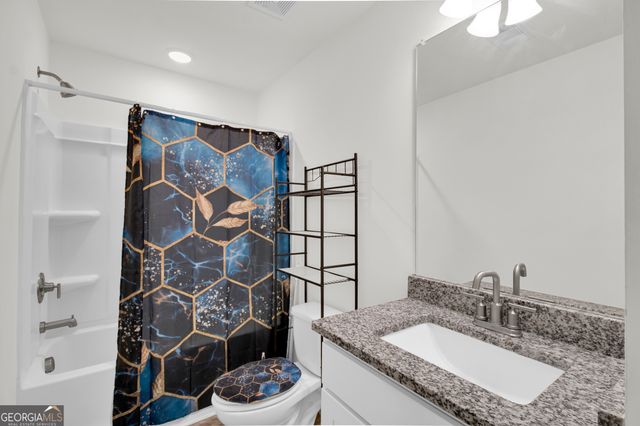 6415 Shalks Crossing Drive, Lithonia, GA 30058