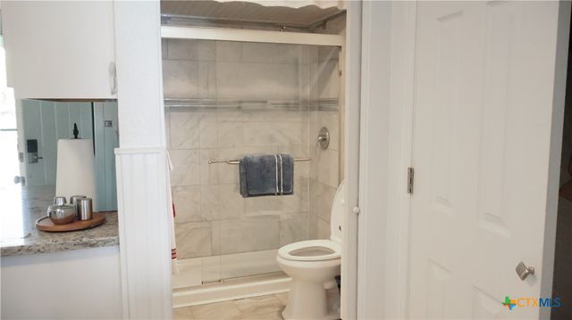 303 Cliffhouse Drive, Belton, TX 76513
