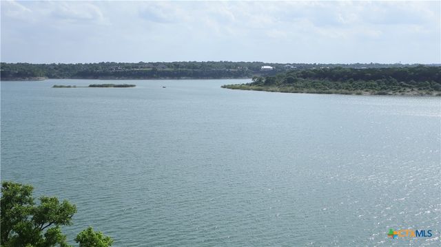 303 Cliffhouse Drive, Belton, TX 76513