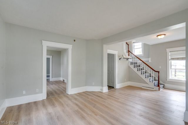 123 7th Street NW, Barberton, OH 44203