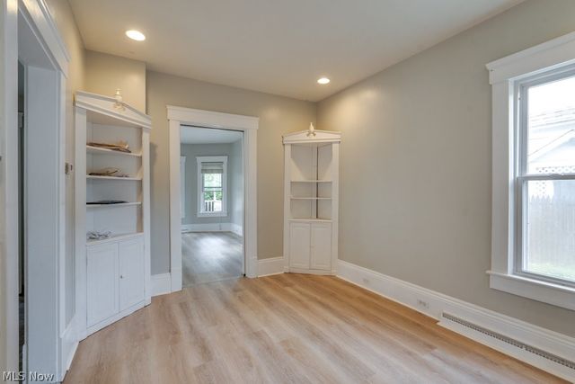 123 7th Street NW, Barberton, OH 44203