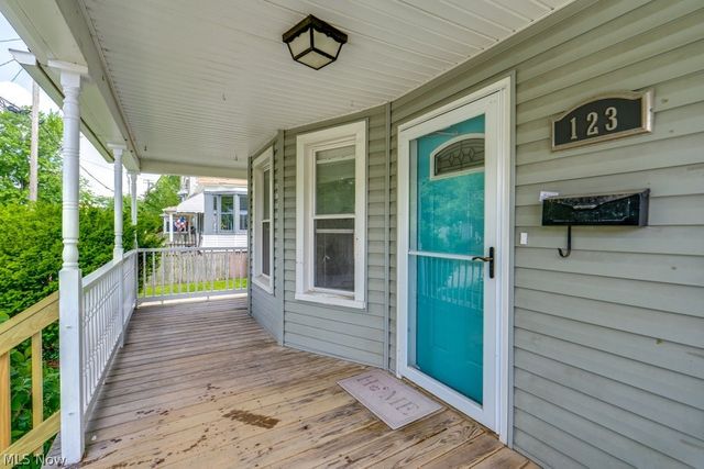 123 7th Street NW, Barberton, OH 44203