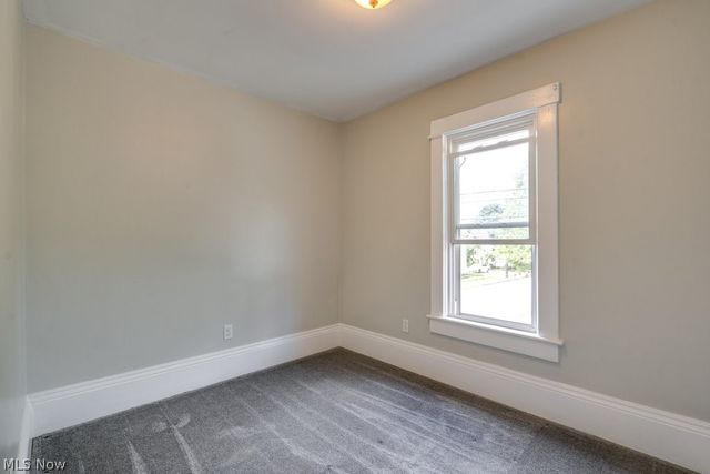 123 7th Street NW, Barberton, OH 44203