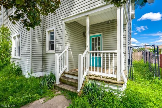 123 7th Street NW, Barberton, OH 44203