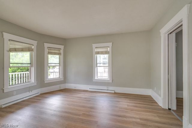 123 7th Street NW, Barberton, OH 44203