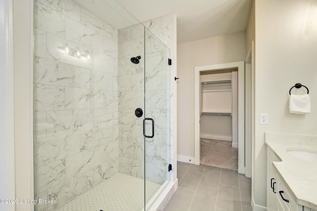 12512 Button Willow Ln, Louisville, KY 40299