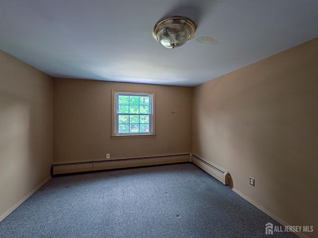 196 Normandy Road, Edison, NJ 08820