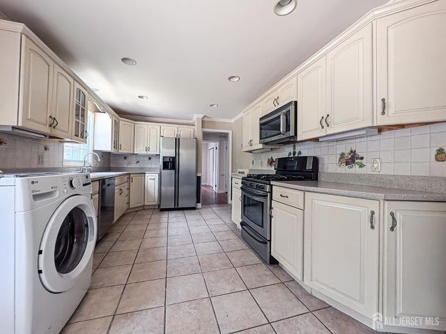 196 Normandy Road, Edison, NJ 08820