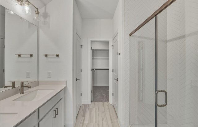 104 Darlington CT, Liberty Hill, TX 78642