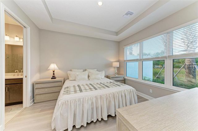 6017 MESA GLEN, Sarasota, FL 34243