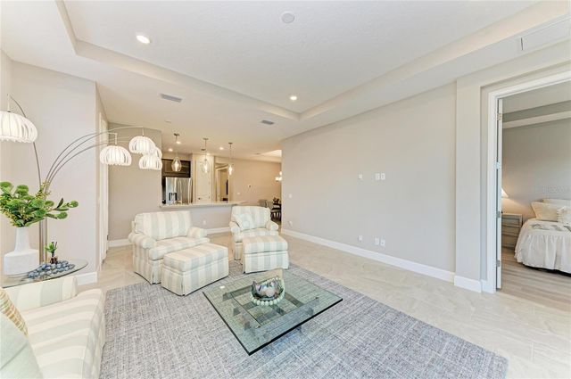 6017 MESA GLEN, Sarasota, FL 34243