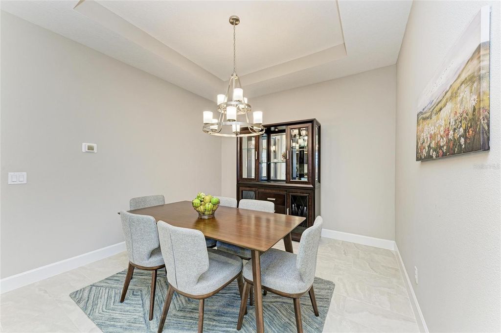 Image 17 of property listing at 6017 MESA GLEN, Bradenton, FL 34203