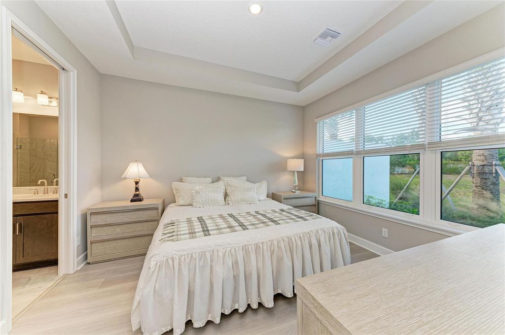 Image 19 of property listing at 6017 MESA GLEN, Bradenton, FL 34203