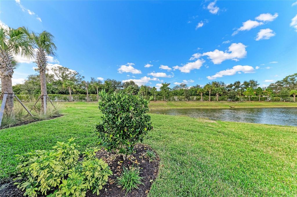Image 36 of property listing at 6017 MESA GLEN, Bradenton, FL 34203