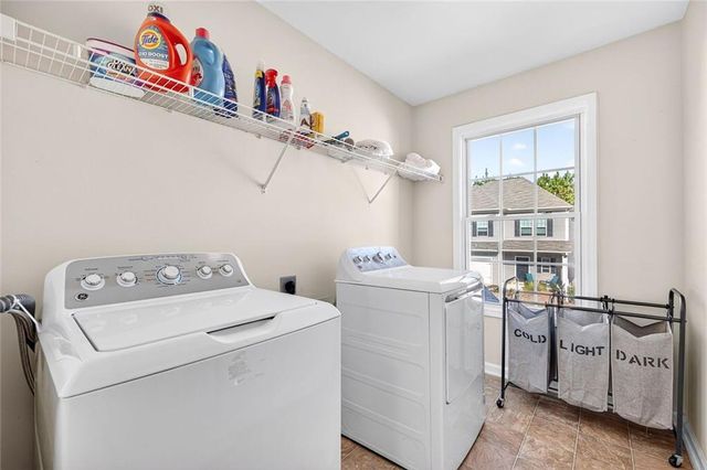 176 Crescent Woode Way, Dallas, GA 30157