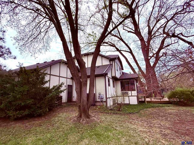 1205 Evergreen Drive, Lincoln, NE 68510