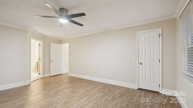 101 Lynn Cove Lane, Mooresville, NC 28117