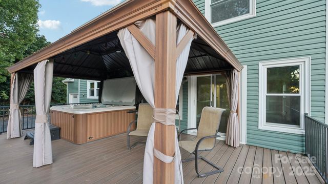 101 Lynn Cove Lane, Mooresville, NC 28117