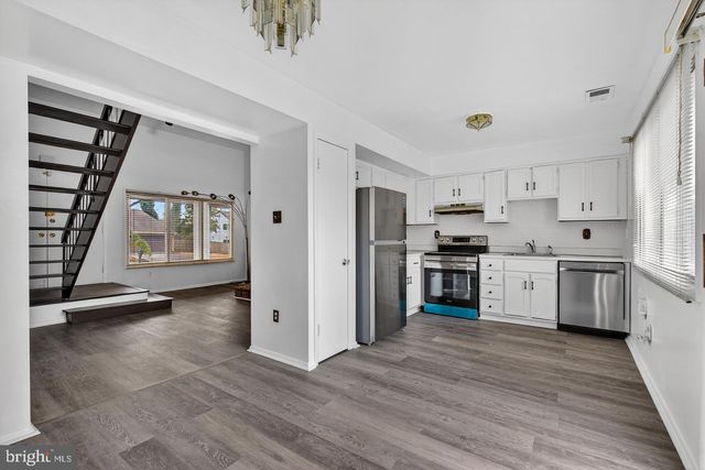 8801 MONMOUTH DR, Upper Marlboro, MD 20772