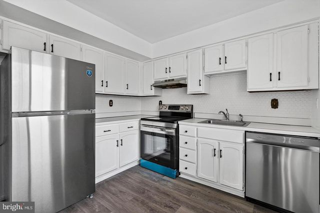 8801 MONMOUTH DR, Upper Marlboro, MD 20772