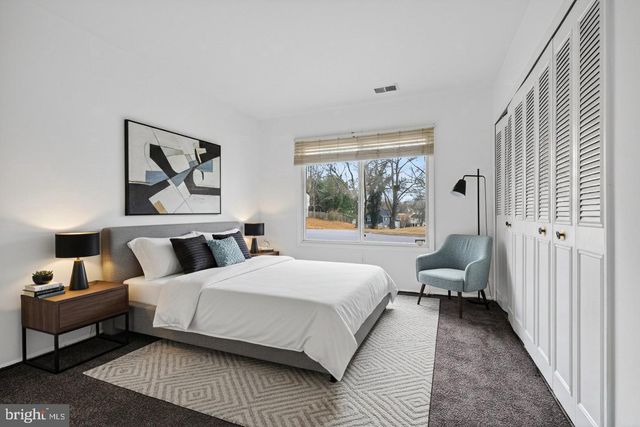 8801 MONMOUTH DR, Upper Marlboro, MD 20772