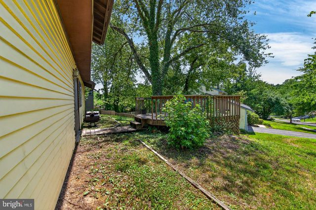 8801 MONMOUTH DR, Upper Marlboro, MD 20772