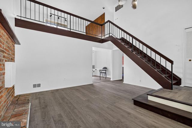 8801 MONMOUTH DR, Upper Marlboro, MD 20772