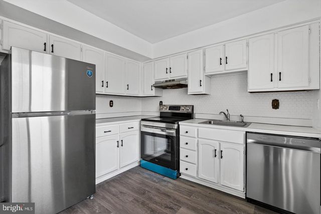 8801 MONMOUTH DR, Upper Marlboro, MD 20772