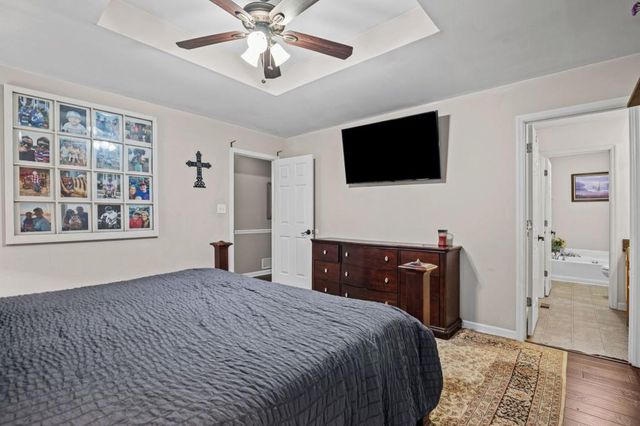 325 Presidential Drive, Dallas, GA 30157
