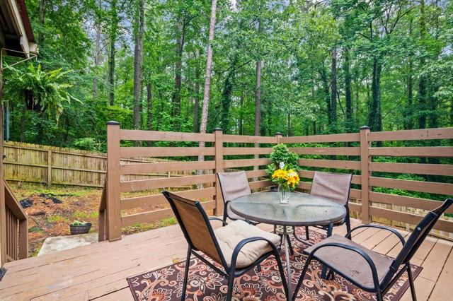 325 Presidential Drive, Dallas, GA 30157
