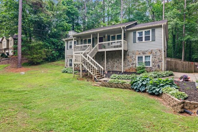 325 Presidential Drive, Dallas, GA 30157